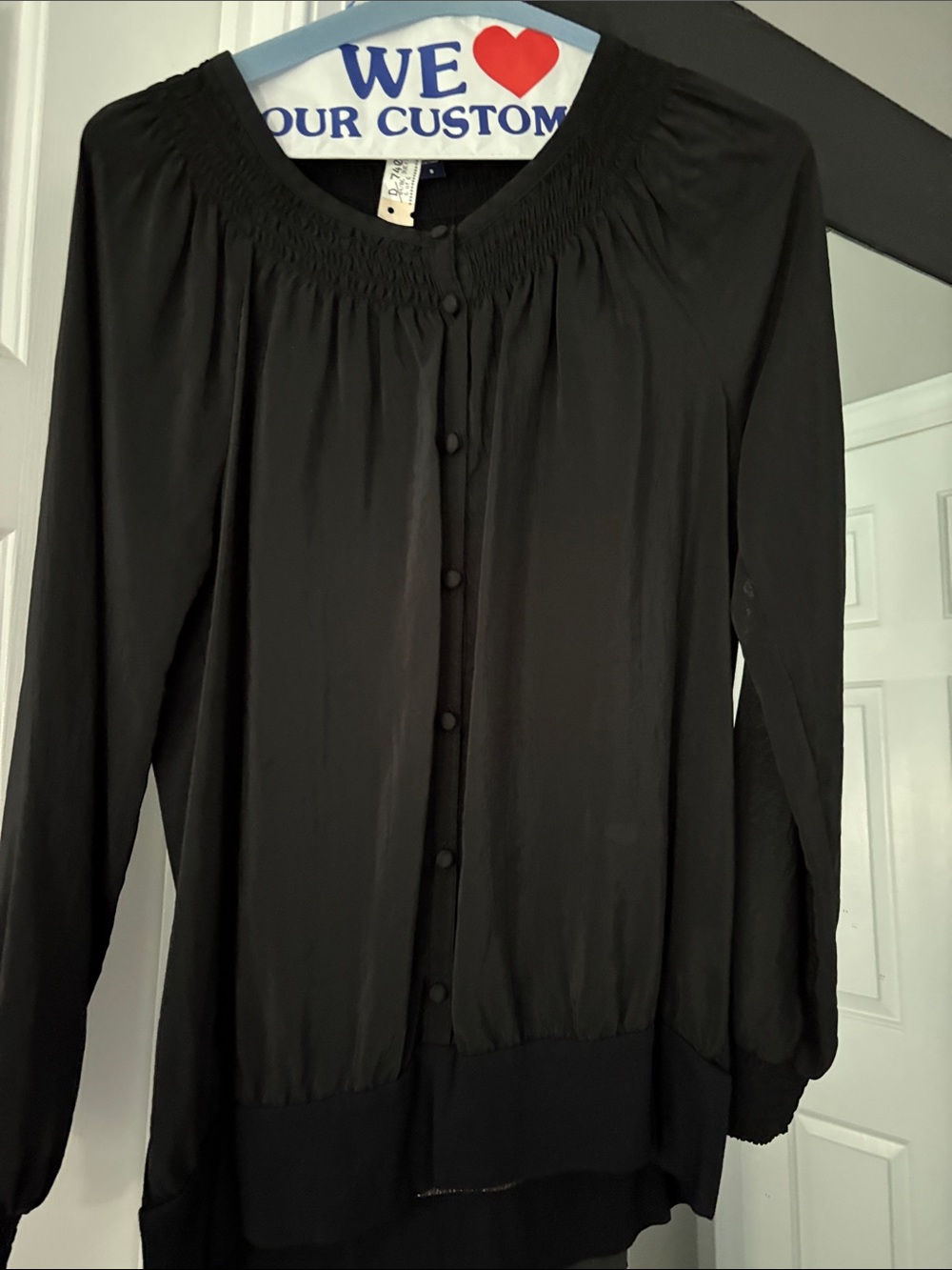 GAP Black Button-Front Long Sleeve Blouse